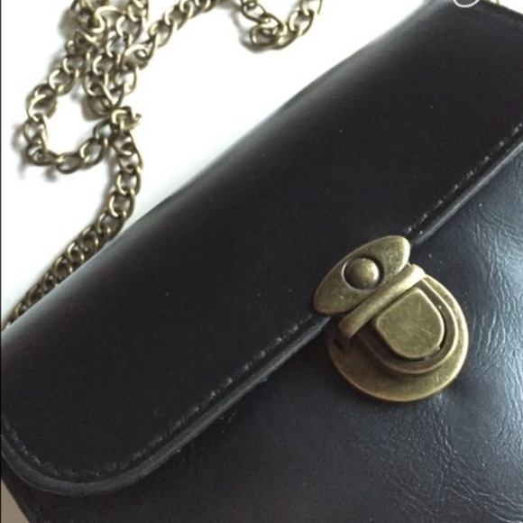 ✨Black clutch/handbag✨ - Picture 2 of 5